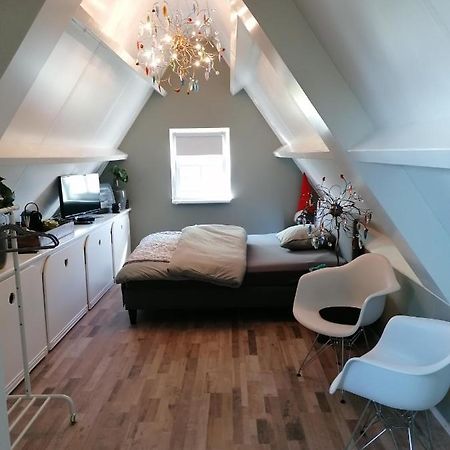 Chez Bob Bed & Breakfast Bovenkarspel Bagian luar foto